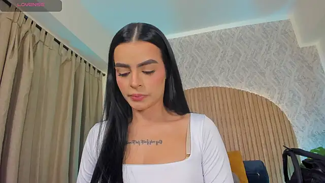 Sophiie Belle online show from 10-11-25, 02:26