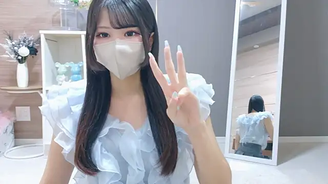 Snapshot of Ruru-shuv chatting on 09-22-25, 09:00 Ruru-shuv online show from 09-22-25, 09:00