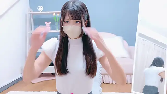 Snapshot of Ruru-shuv chatting on 09-29-25, 09:36 Ruru-shuv online show from 09-29-25, 09:36