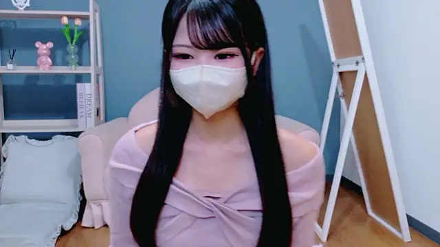 Snapshot of Ruru-shuv chatting on 10-01-25, 10:32 Ruru-shuv online show from 10-01-25, 10:32