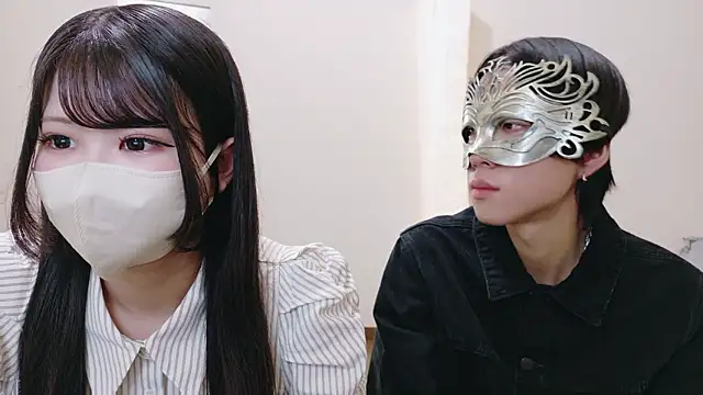 Snapshot of Ruru-shuv chatting on 10-19-25, 11:11 Ruru-shuv online show from 10-19-25, 11:11