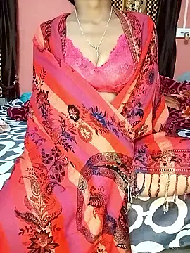 Snapshot of Bengalibeauty96 chatting on 01-10-26, 05:48 Bengalibeauty96 online show from 01-10-26, 05:48