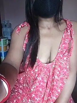 Snapshot of Bengalibeauty96 chatting on 06-05-26, 12:00 Bengalibeauty96 online show from 06-05-26, 12:00