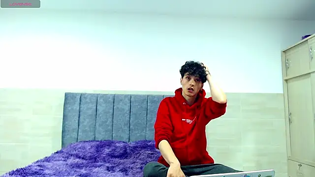  ruby red online show from 11-07-25, 02:00