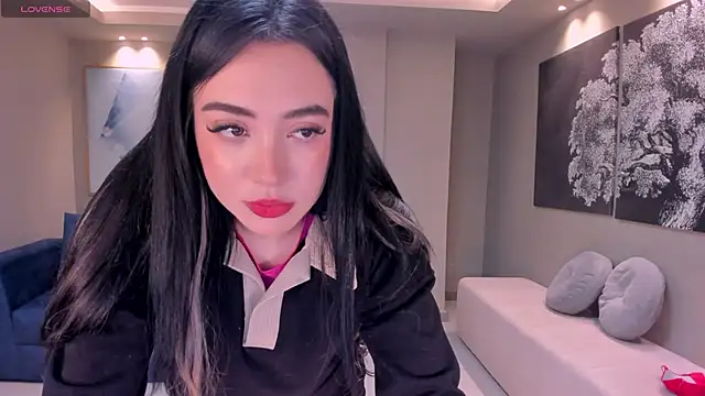 Snapshot of KatieAngelX chatting on 10-15-25, 11:32 KatieAngelX online show from 10-15-25, 11:32