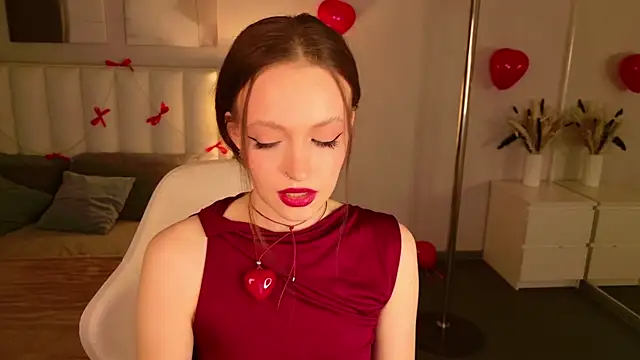 Snapshot of SallyPinkman chatting on 02-14-26, 09:06 SallyPinkman online show from 02-14-26, 09:06