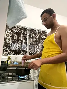 Snapshot of pauzudomoreno1 chatting on 12-04-25, 09:34 pauzudomoreno1 online show from 12-04-25, 09:34