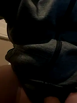 Snapshot of Girthhwhas chatting on 11-10-25, 11:20 Girthhwhas online show from 11-10-25, 11:20