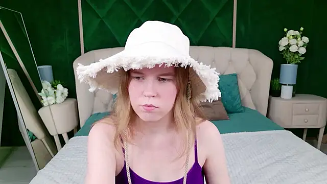 Alida Brice online show from 05-04-26, 05:42