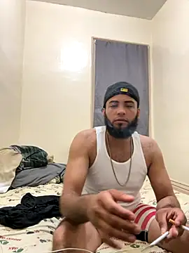 Snapshot of LeoPR00 chatting on 09-15-25, 03:50 LeoPR00 online show from 09-15-25, 03:50