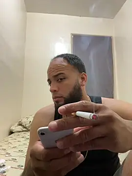 Snapshot of LeoPR00 chatting on 09-20-25, 01:50 LeoPR00 online show from 09-20-25, 01:50