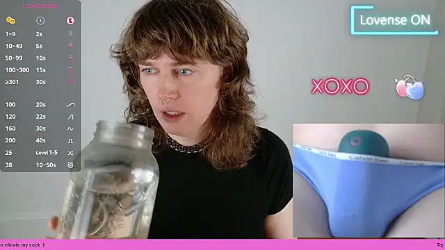 Snapshot of tsellieryder chatting on 03-15-26, 08:26 tsellieryder online show from 03-15-26, 08:26