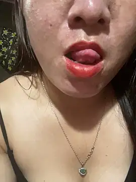 Luna-ass online show from 10-31-25, 01:06