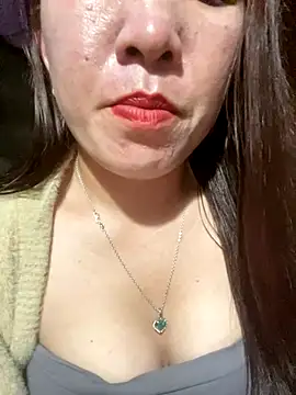 Luna-ass online show from 12-17-25, 01:06