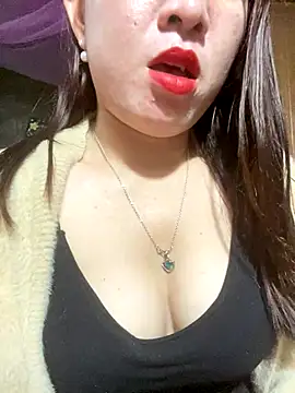 Luna-ass online show from 12-19-25, 01:23