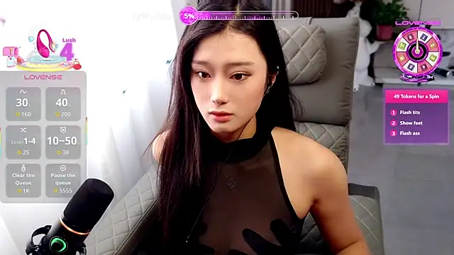 Qiqi-9989 online show from 09-29-25, 07:24