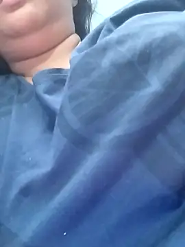 Snapshot of Tamil_Kayal_kutty chatting on 09-15-25, 06:41 Tamil Kayal kutty online show from 09-15-25, 06:41