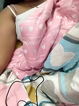 Snapshot of Tamil_Kayal_kutty chatting on 09-16-25, 06:53 Tamil Kayal kutty online show from 09-16-25, 06:53