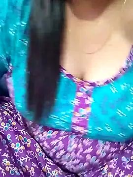 Snapshot of Tamil_Kayal_kutty chatting on 03-18-26, 03:48 Tamil Kayal kutty online show from 03-18-26, 03:48