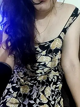 Snapshot of sassy_aly007 chatting on 10-15-25, 04:18 sassy aly007 online show from 10-15-25, 04:18