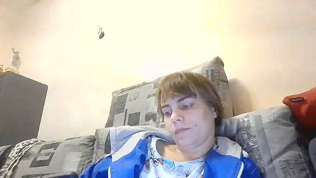 Loriven online show from 10-06-25, 07:22