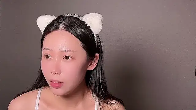 Sweet-taiyang online show from 09-17-25, 01:02
