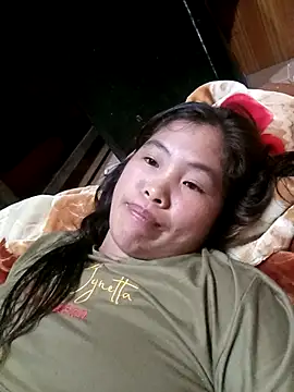 Luyen004 online show from 04-25-26, 01:25