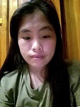 Luyen004 online show from 04-25-26, 01:41