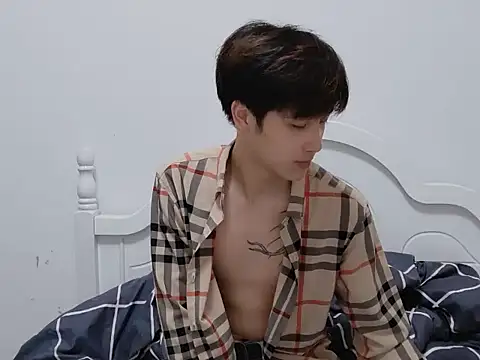 xiaoyi2563 online show from 09-20-25, 11:22