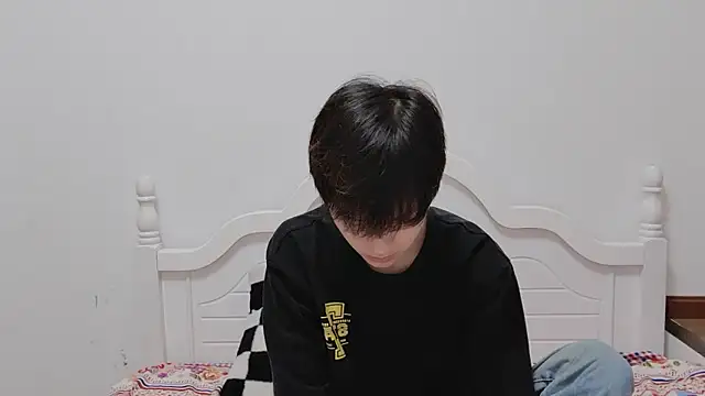 xiaoyi2563 online show from 10-23-25, 01:21