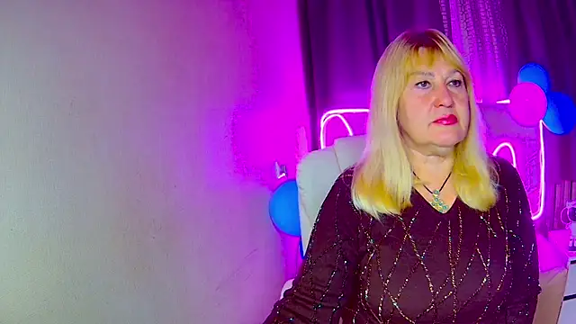 EmmaEllison online show from 10-08-25, 06:00