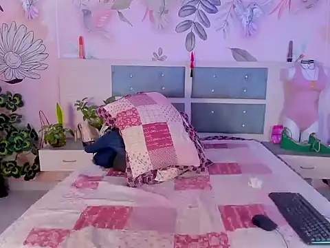 sweet lulu sofia online show from 10-01-25, 06:08