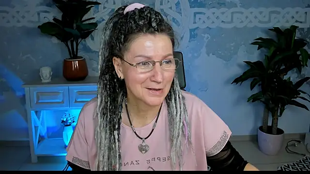 Snapshot of UmaSpace chatting on 11-03-25, 06:14 UmaSpace online show from 11-03-25, 06:14