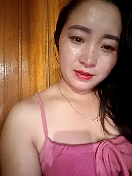 Snapshot of xianglove chatting on 09-16-25, 01:17 xianglove online show from 09-16-25, 01:17