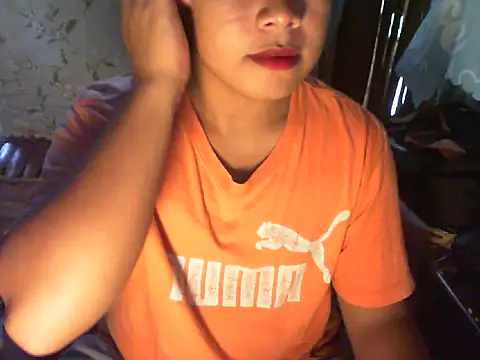 Snapshot of Huntrix2025 chatting on 09-17-25, 04:47 Huntrix2025 online show from 09-17-25, 04:47