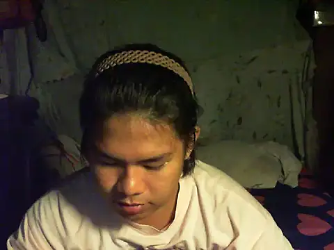 Snapshot of Huntrix2025 chatting on 10-21-25, 09:43 Huntrix2025 online show from 10-21-25, 09:43