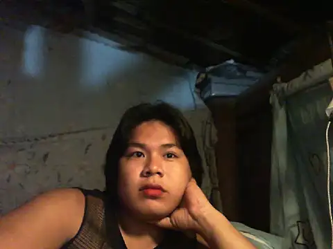 Snapshot of Huntrix2025 chatting on 10-25-25, 06:24 Huntrix2025 online show from 10-25-25, 06:24