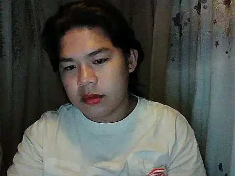 Snapshot of Huntrix2025 chatting on 11-14-25, 06:50 Huntrix2025 online show from 11-14-25, 06:50