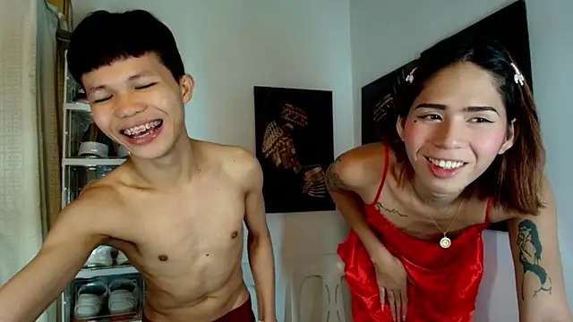 Snapshot of CandySweetCock chatting on 10-15-25, 06:35 CandySweetCock online show from 10-15-25, 06:35