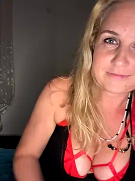 The Real Blondie online show from 09-13-25, 10:42