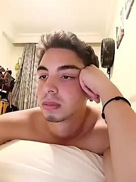 Bonk o online show from 10-23-25, 06:06