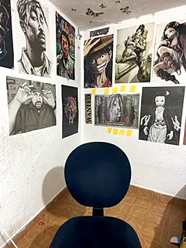 Snapshot of Sexyquerubin chatting on 10-06-25, 06:27 Sexyquerubin online show from 10-06-25, 06:27