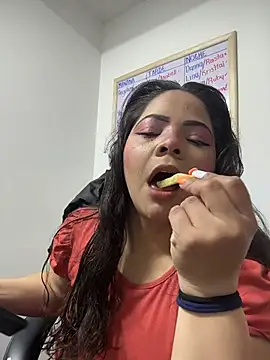 Snapshot of ROUSE_SINCLAIR chatting on 11-01-25, 07:38 ROUSE SINCLAIR online show from 11-01-25, 07:38