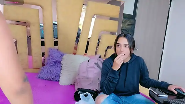 CailinANDrouse online show from 10-31-25, 12:39