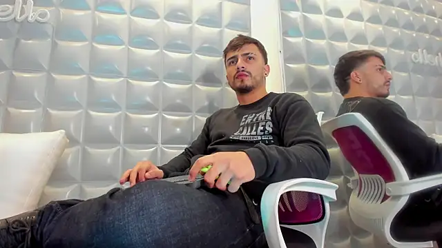 Snapshot of Jack_Daniel__ chatting on 10-03-25, 04:59 Jack Daniel online show from 10-03-25, 04:59