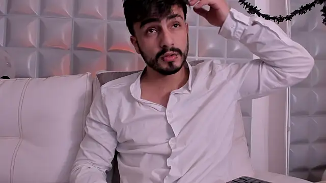 Snapshot of Jack_Daniel__ chatting on 10-23-25, 03:33 Jack Daniel online show from 10-23-25, 03:33