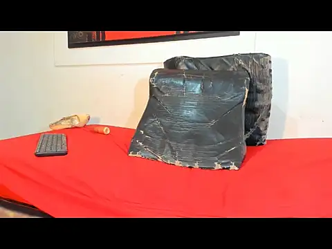 Snapshot of valeriapinkxx chatting on 11-05-25, 08:20 valeriapinkxx online show from 11-05-25, 08:20