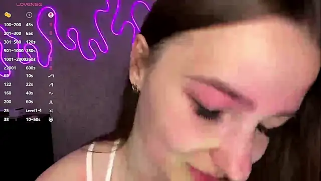 GemmaGunter online show from 05-03-26, 08:04