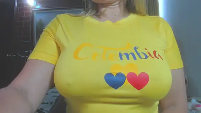 LatinaMature  online show from 05-11-26, 04:04