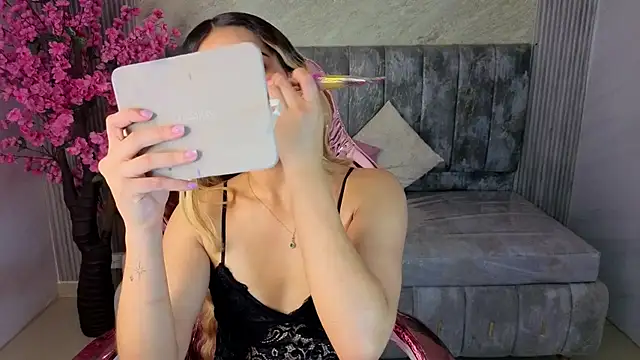 lilith4 s online show from 10-22-25, 10:31